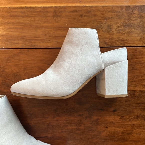 Express Light Grey Open Back Booties - 7 - Picture 9 of 15